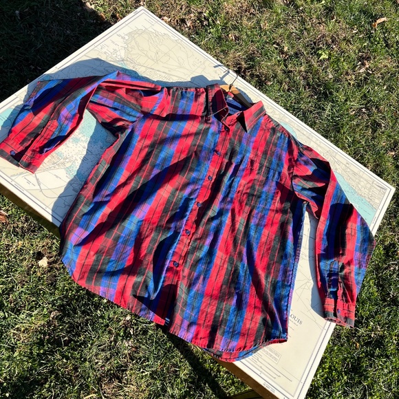 Vintage 90s Red and Blue Plaid Button Up - Picture 4 of 7